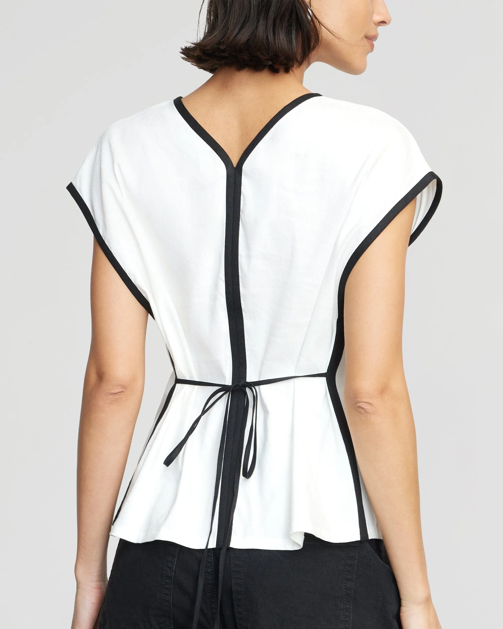 Basna Contrast-Trim Linen Blouse