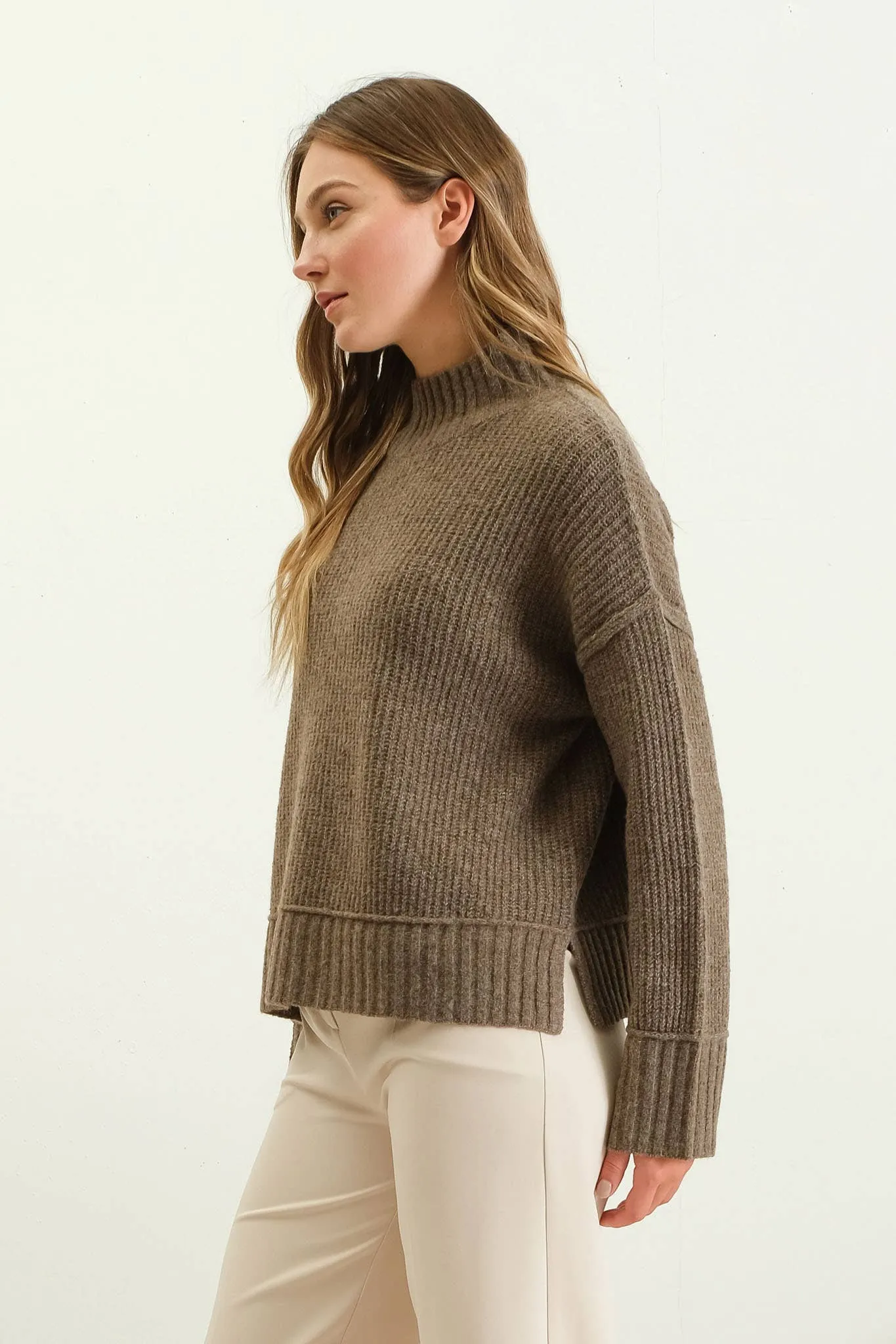 MOCK NECK SPLIT HEM KNIT PULLOVER SWEATER