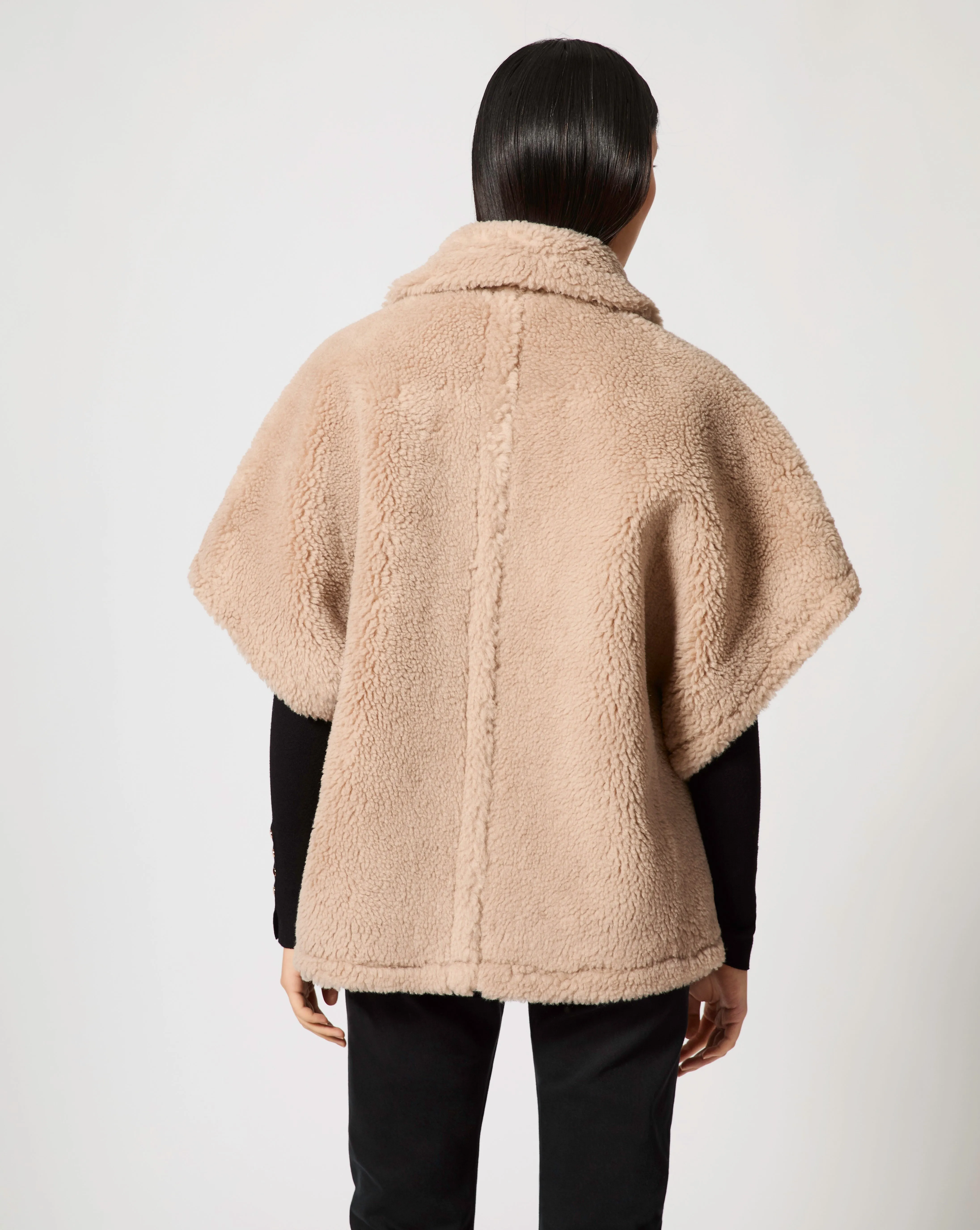 Teddy Sherpa Cape